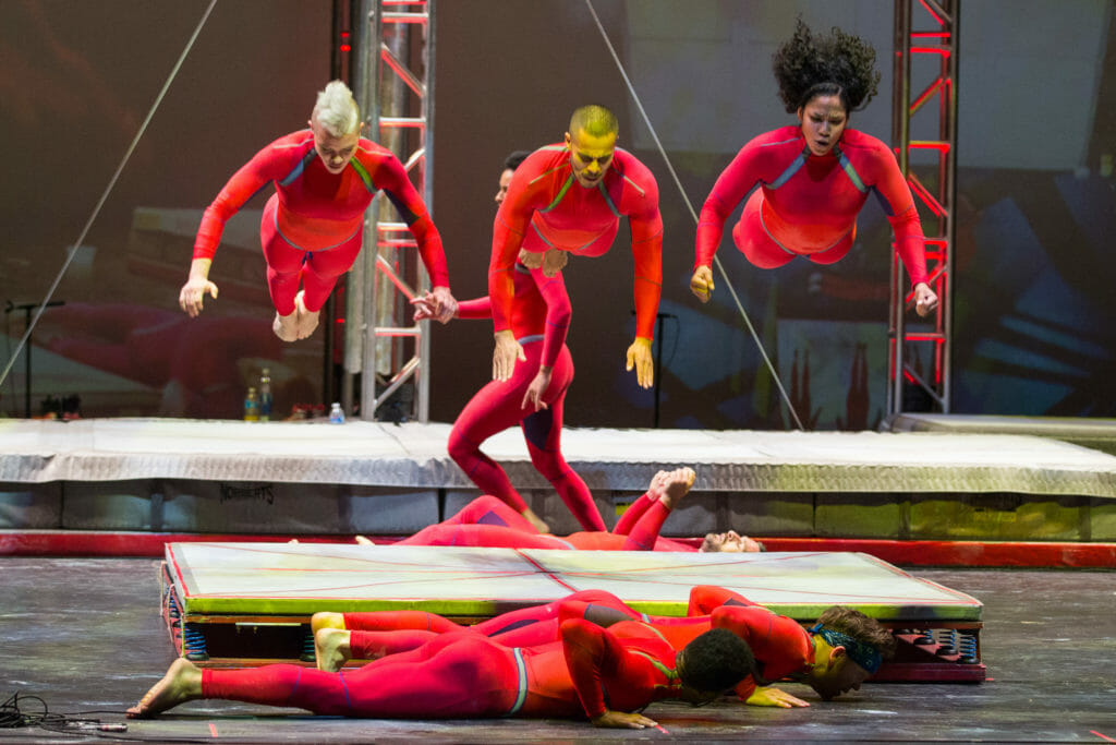 Harris Theater STREB: SEA Harris Theater STREB: SEA