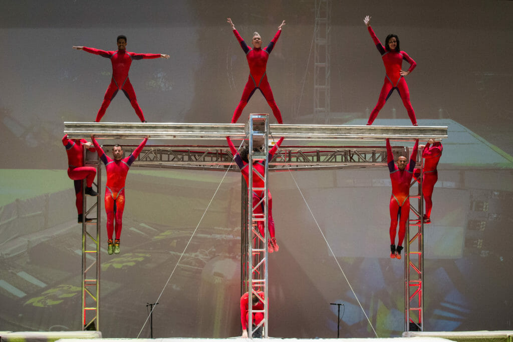 Harris Theater STREB: SEA Harris Theater STREB: SEA