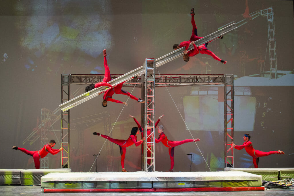 Harris Theater STREB: SEA Harris Theater STREB: SEA