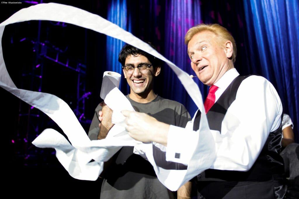 Broadway in Chicago THE ILLUSIONISTS Broadway in Chicago THE ILLUSIONISTS
