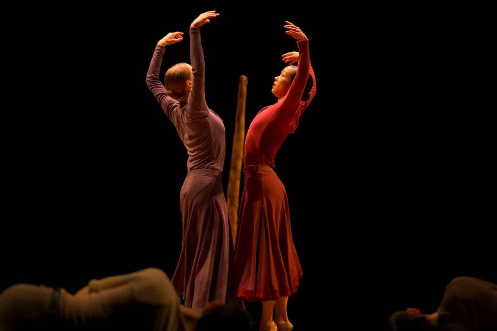 Jardi Tancat Harris Theater Presents HUBBARD STREET DANCES INTO SPRING: SEASON 39 SPRING SERIES REVIEW