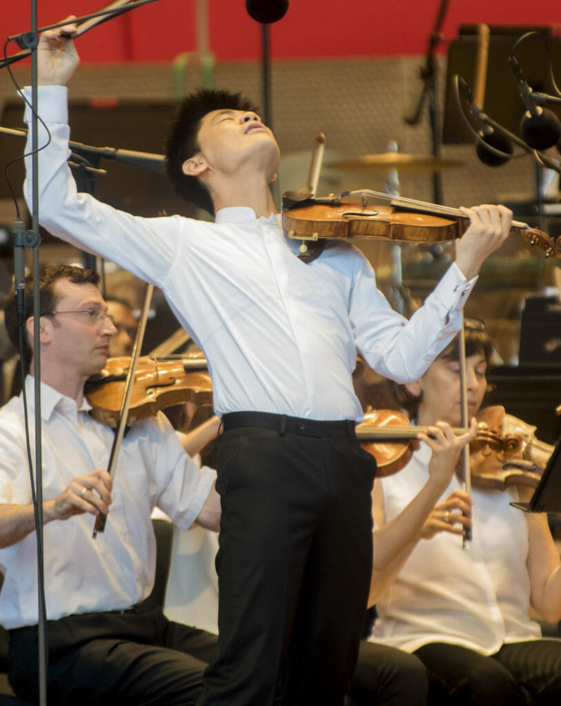 Grant Park Music Festival Presents BUNCH, SAINT-SAËNS AND COPLAND Grant Park Music Festival Presents BUNCH, SAINT-SAËNS AND COPLAND