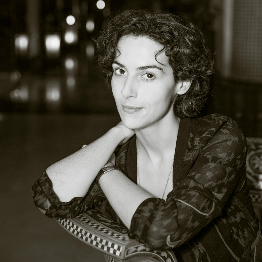 CLARICE ASSAD CLARICE ASSAD