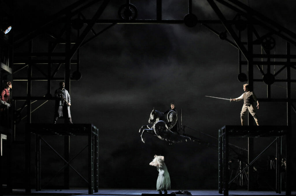 Lyric Opera – DIE WALKURE Lyric Opera - DIE WALKURE