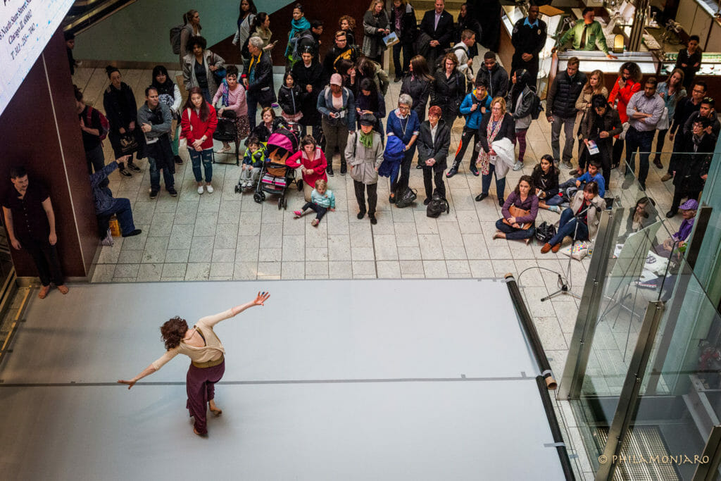 See Chicago Dance CHICAGO DANCE MONTH Preview See Chicago Dance CHICAGO DANCE MONTH Preview
