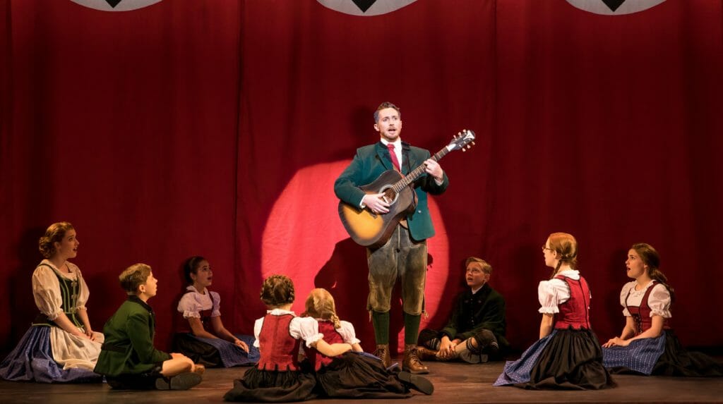 Broadway in Chicago THE SOUND OF MUSIC Broadway in Chicago THE SOUND OF MUSIC