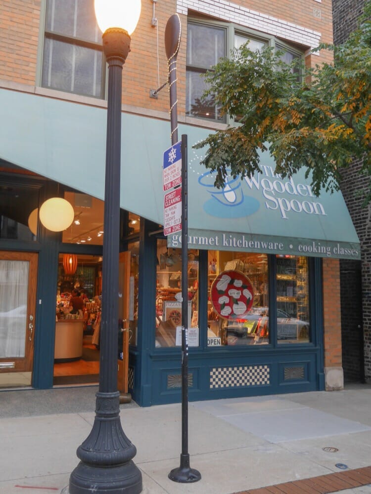 Andersonville’s “Wooden Spoon” hosted the Cook Like a Tico event Andersonville's "Wooden Spoon" hosted the Cook Like a Tico event