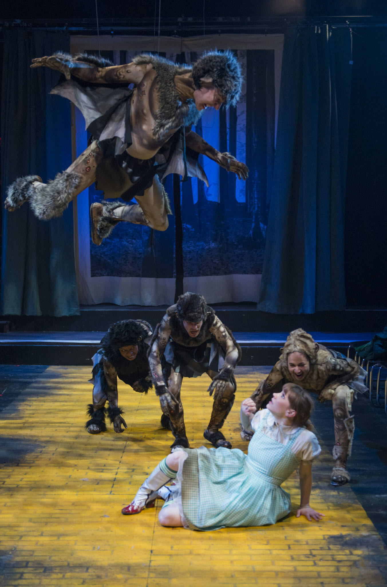House Theatre THE GREAT AND TERRIBLE WIZARD OF OZ review