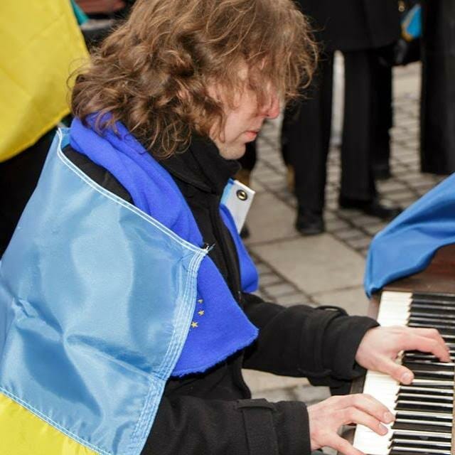 PAVEL GINTOV 4