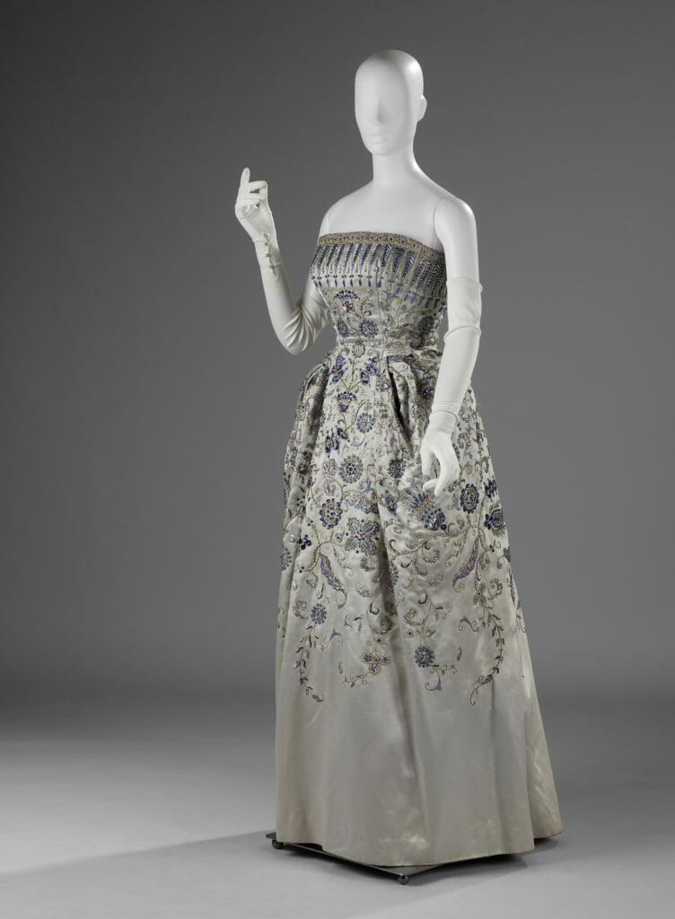 Royal Ontario Museum CHRISTIAN DIOR Royal Ontario Museum CHRISTIAN DIOR