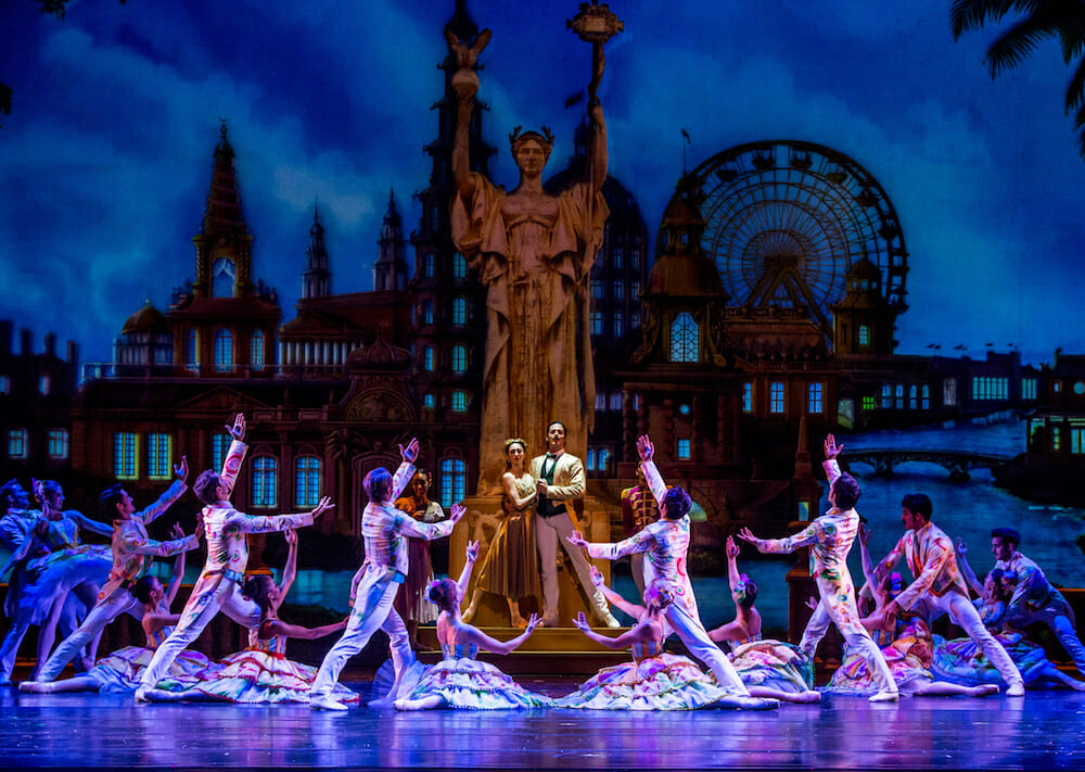NUTCRACKER NUTCRACKER