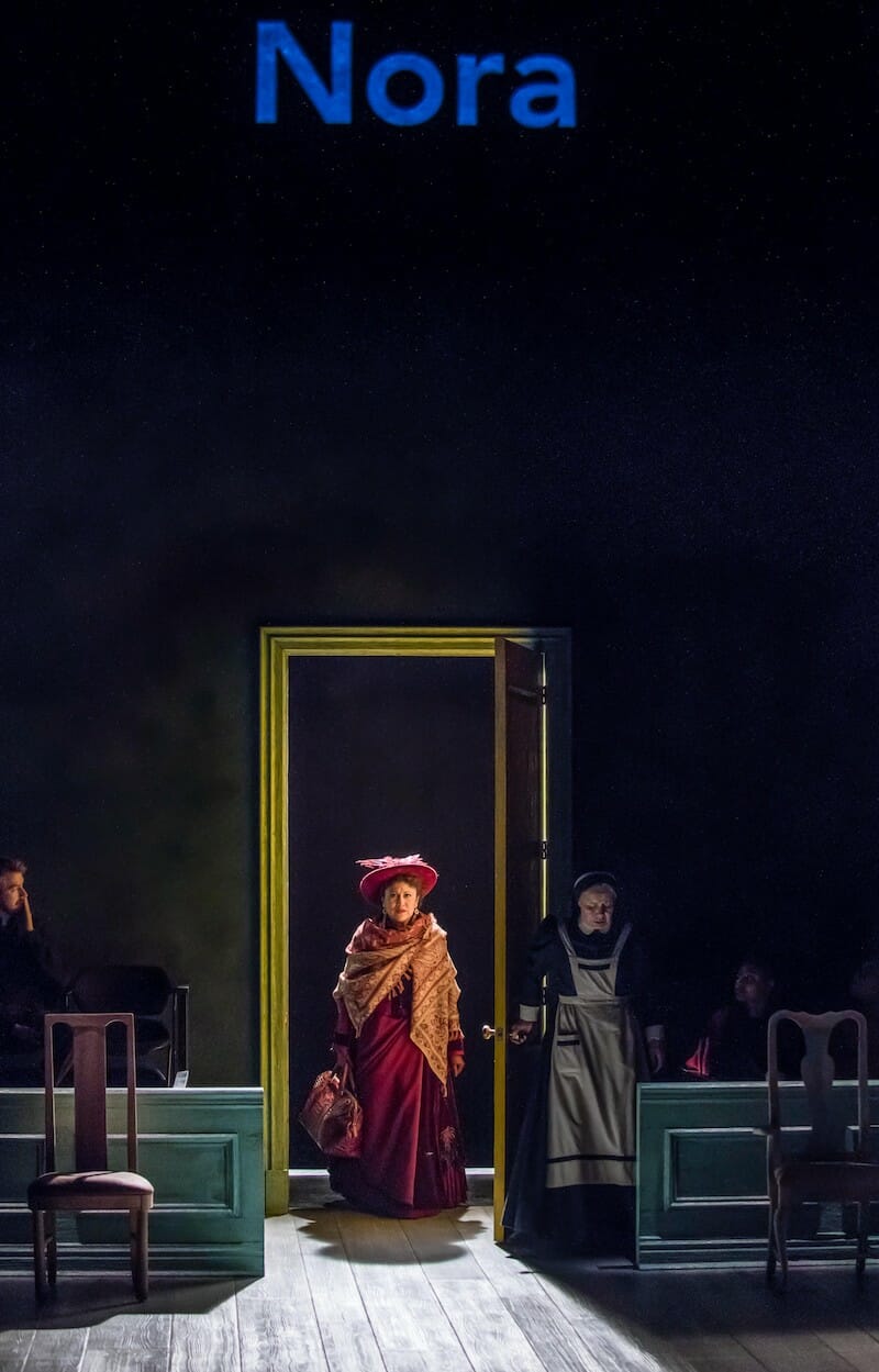 doll's house theatre