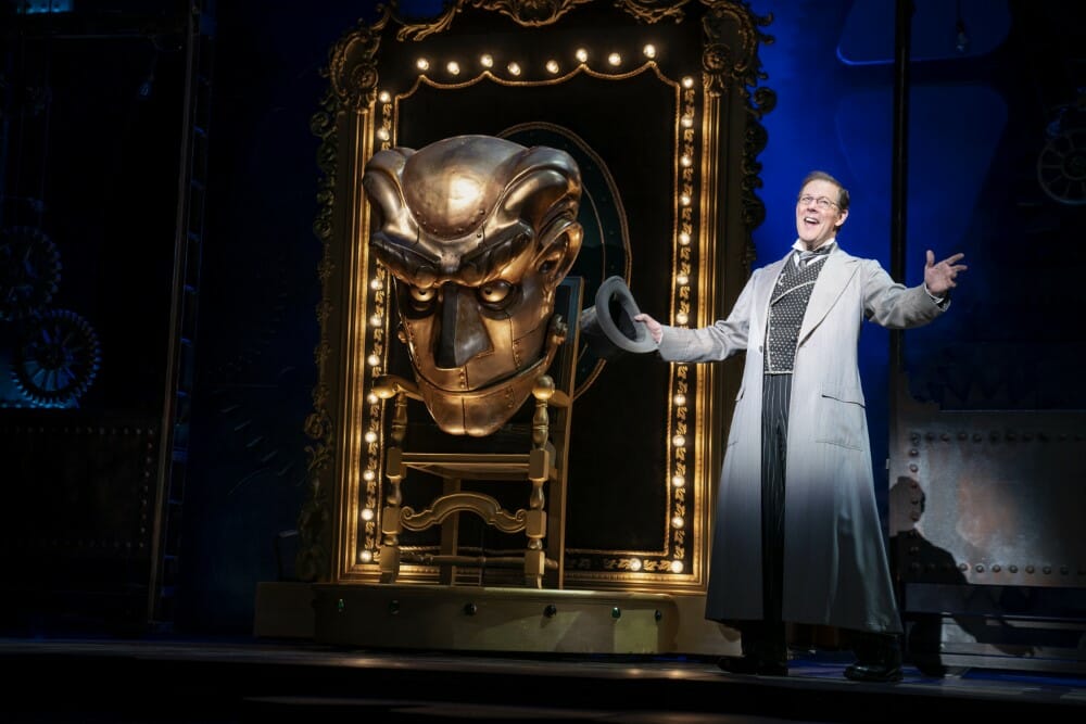 Broadway in Chicago Presents National Tour of WICKED Review